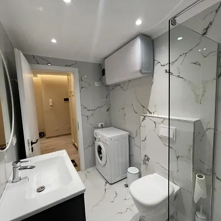 Apartment Center 1 Tirana