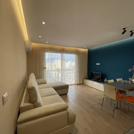 Center 1 *
