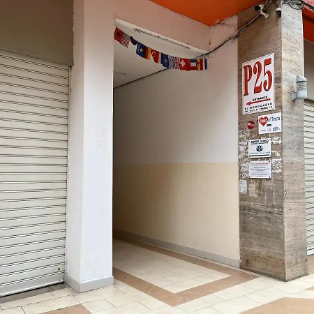 Center 1 Apartment